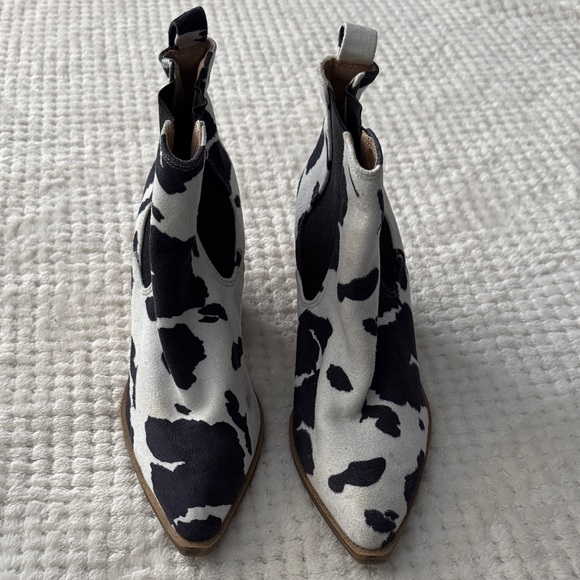 Cow Print Ankle Boots - Picture 4 of 11